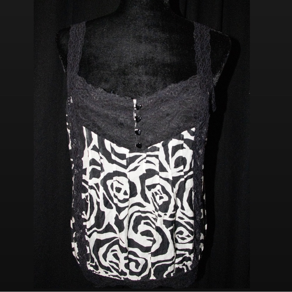 Bebe - Floral Lingerie Lace Camisole Top - Women’s Size Medium